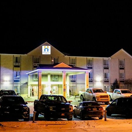 Homestay Express Airdrie Eksteriør bilde